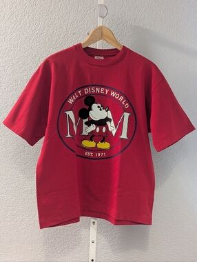 Vintage Walt Disney World Mickey Mouse T-Shirt Red Large Made in USA 90s Disney